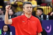kaiyun集团-24分钟，砍25分10板！2米14中锋打出顶级水平 球迷：快召进男篮
