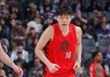 kaiyun公司-拓记：杨瀚森赛前训练加入结合球突破，内容明显更偏向锋线
